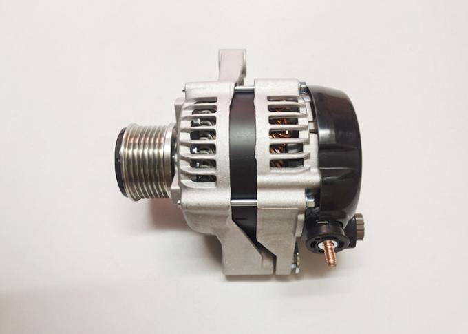 Mobil Van Alternator Terkecil 12 Volt TS16949 1KD 2KD Tegangan Output 2
