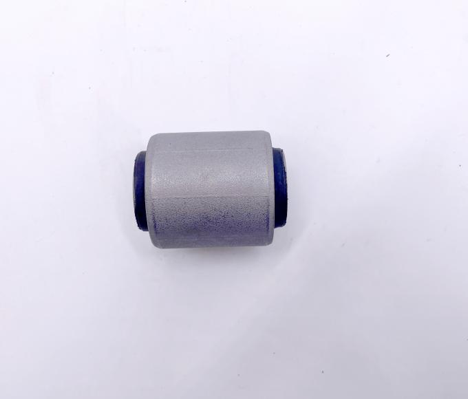 48706 60040 Toyota Lower Rear Control Arm Bushings Tahan Erosi Tahan Lama 1